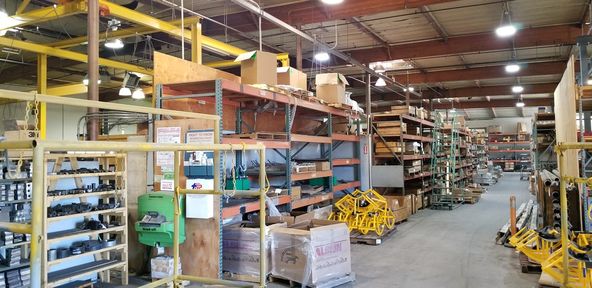 Malabar Industrial Property: 220 W Los Angeles Ave, Simi Valley, CA 93065